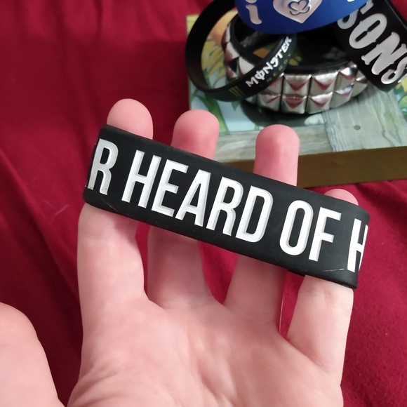 Jewelry - Picture 7 of 8